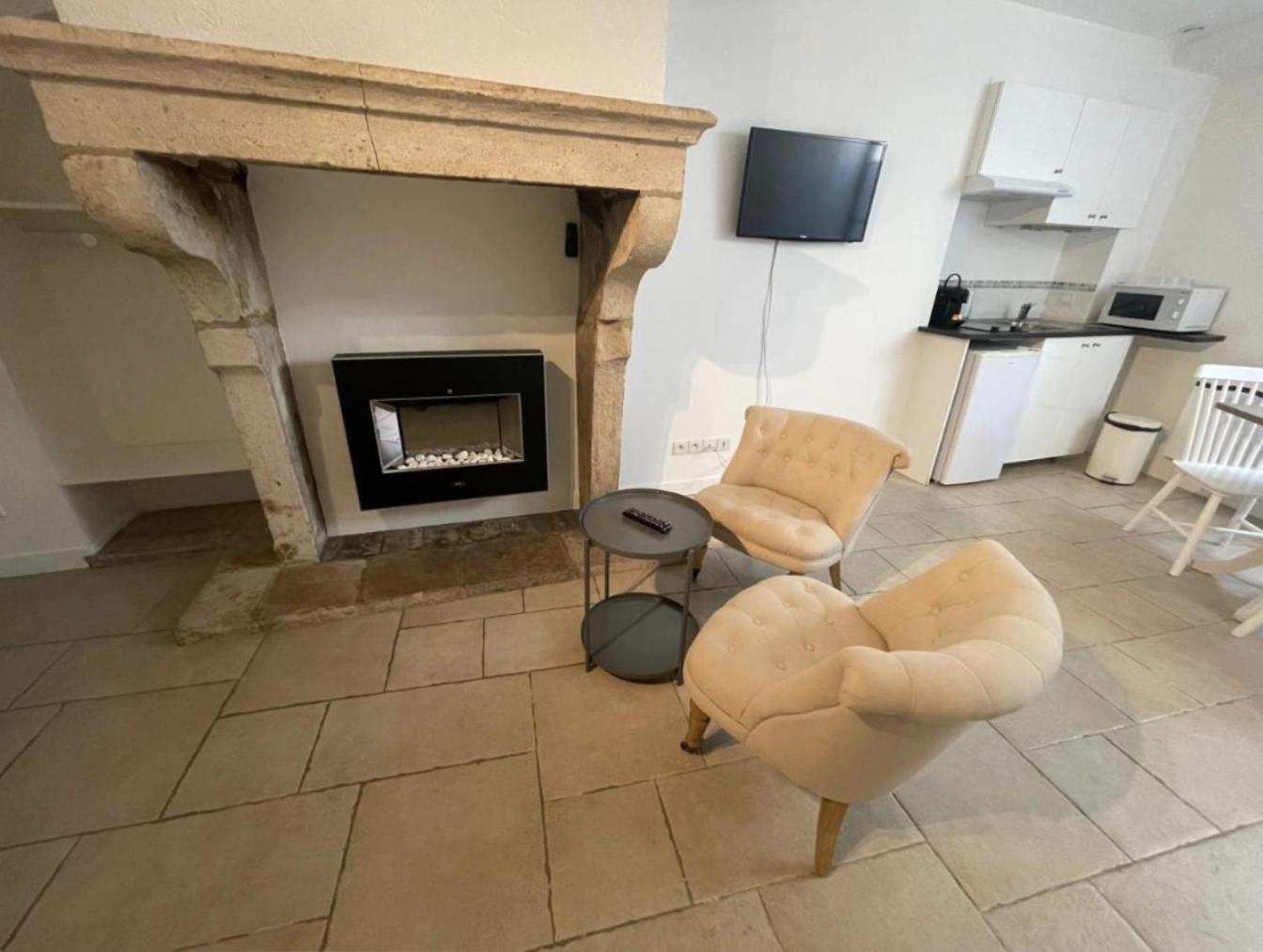 Batisse Paradis- 3 Appartements Calmes Et Elegants Au Centre Historique De Beaune 본느 외부 사진