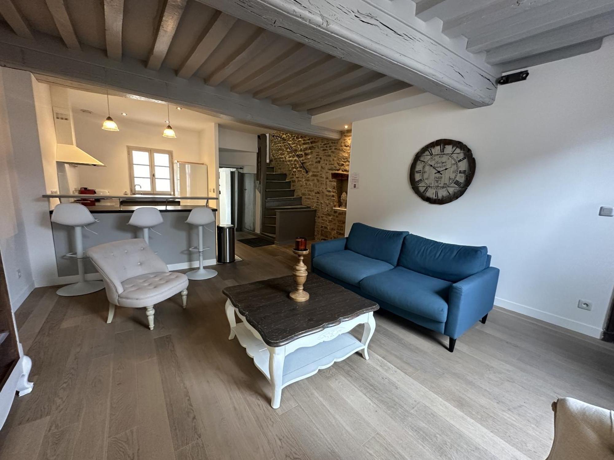 Batisse Paradis- 3 Appartements Calmes Et Elegants Au Centre Historique De Beaune 본느 객실 사진