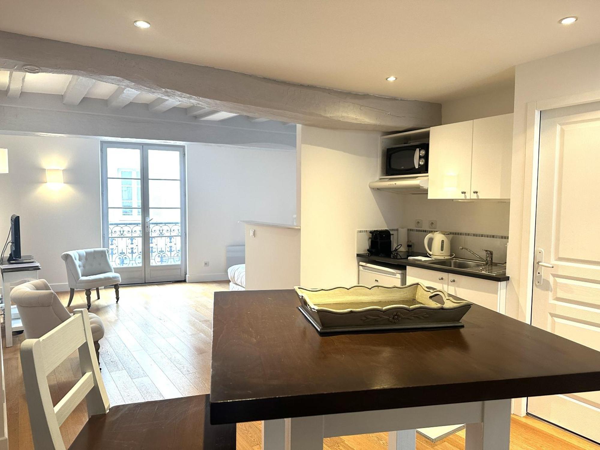 Batisse Paradis- 3 Appartements Calmes Et Elegants Au Centre Historique De Beaune 본느 외부 사진